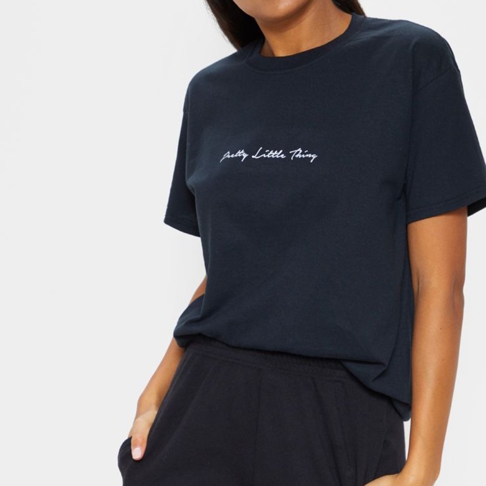 PRETTYLITTLETHING Slogan Oversized T Shirt